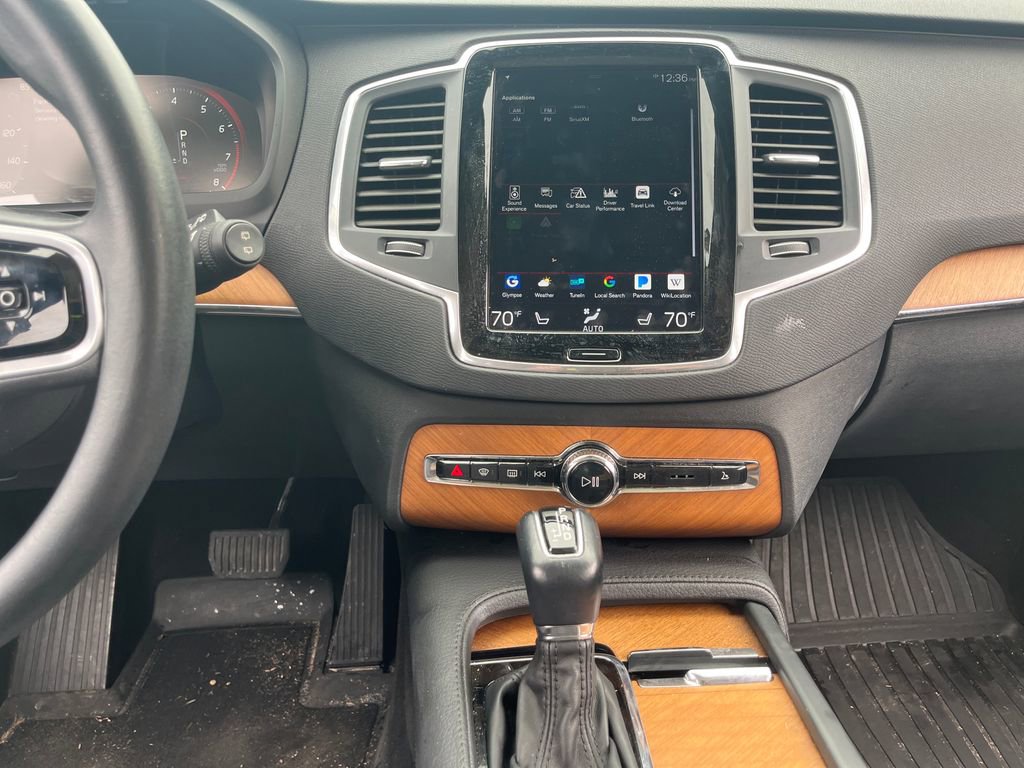 Used 2021 Volvo XC90 T6 Momentum w/ Protection Package Premier AWD/4WD image 16