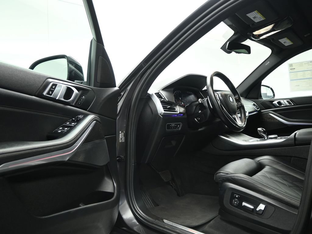 Used 2023 BMW X5 xDrive40i image 9