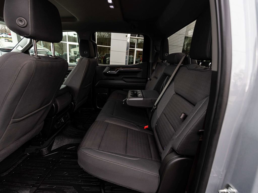 Used 2024 GMC Sierra 1500 Elevation w/ LPO, Elevation Black Package AWD/4WD image 25