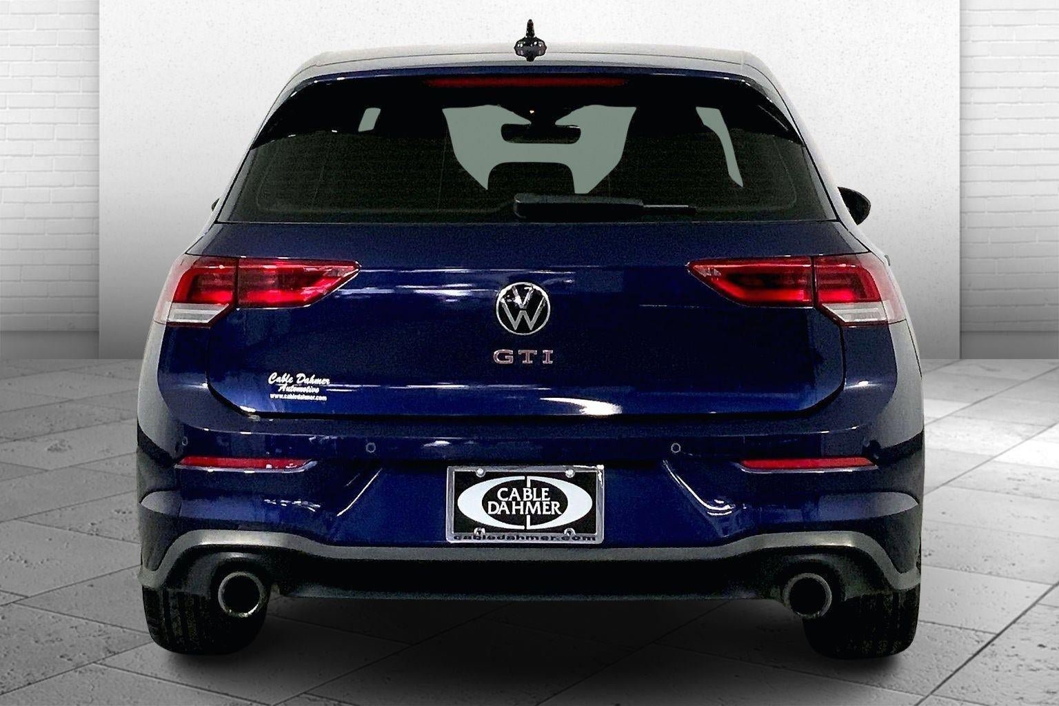 Used 2022 Volkswagen GTI SE image 3