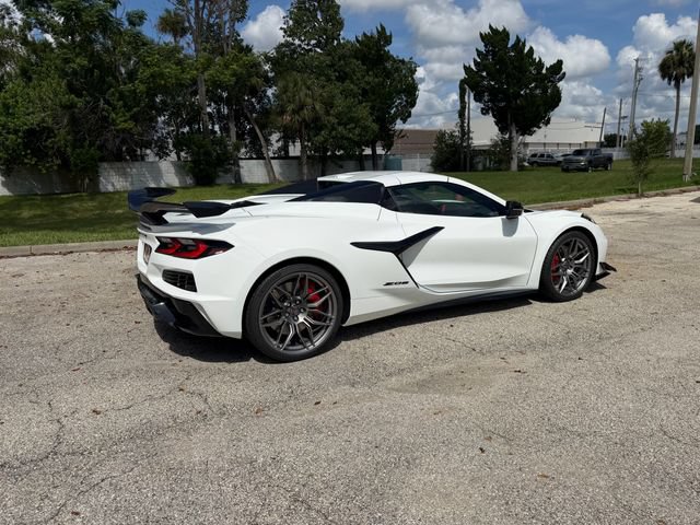 New 2027 Chevrolet Corvette Z06 RWD image 11