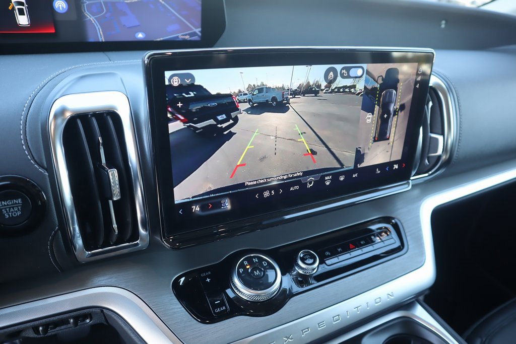 New 2025 Ford Expedition Platinum image 6