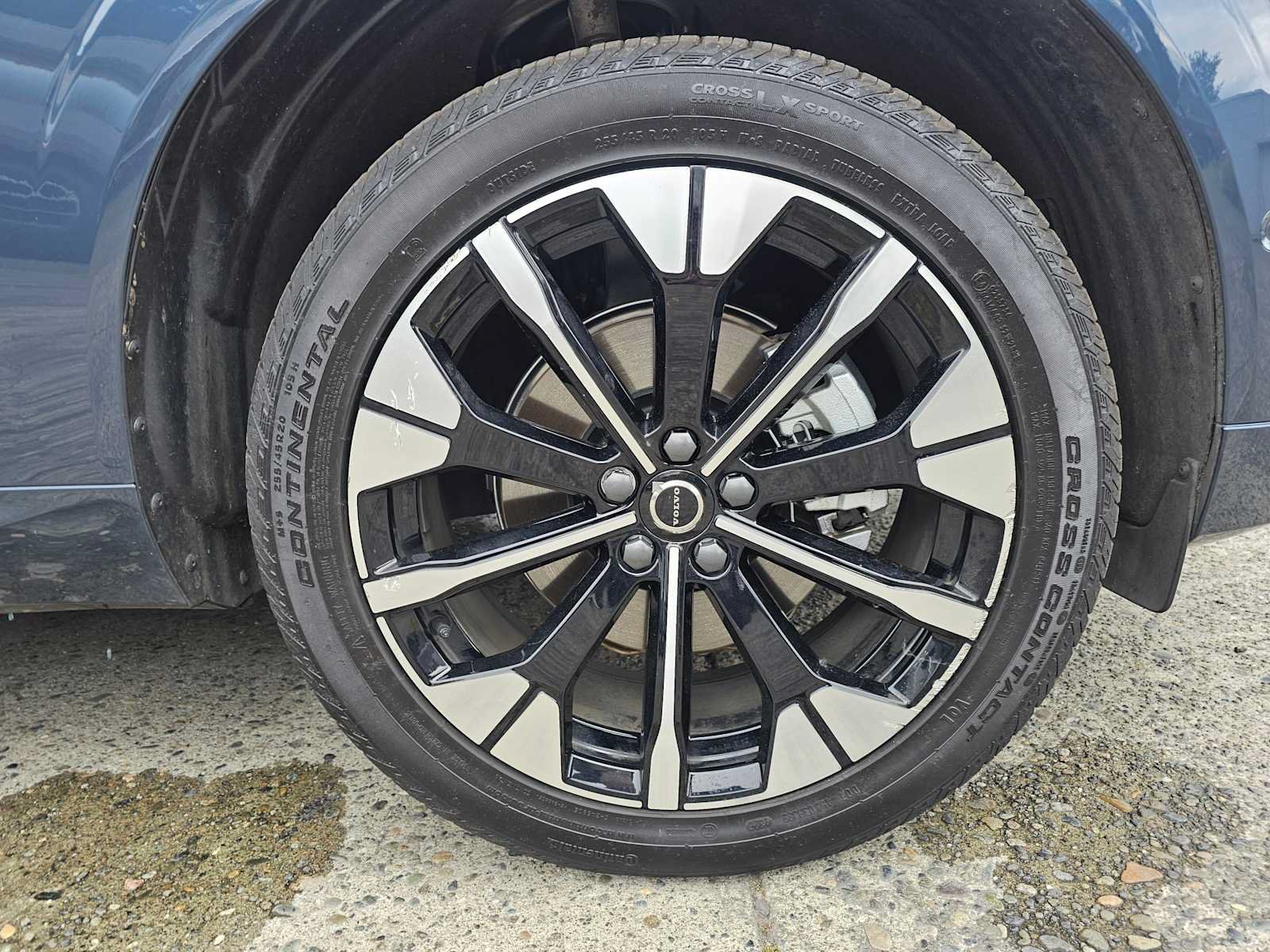 Certified 2026 Volvo XC60 B5 Plus w/ Protection Package Premier AWD/4WD image 9
