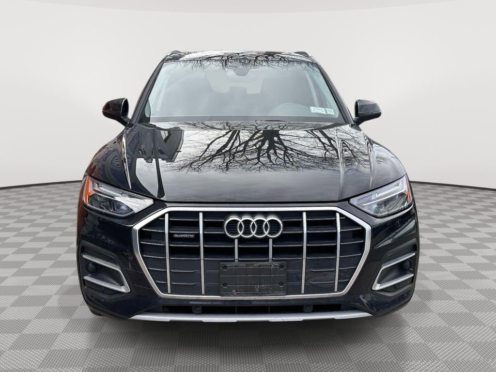 Used 2023 Audi Q5 2.0T Premium w/ Convenience Package image 6
