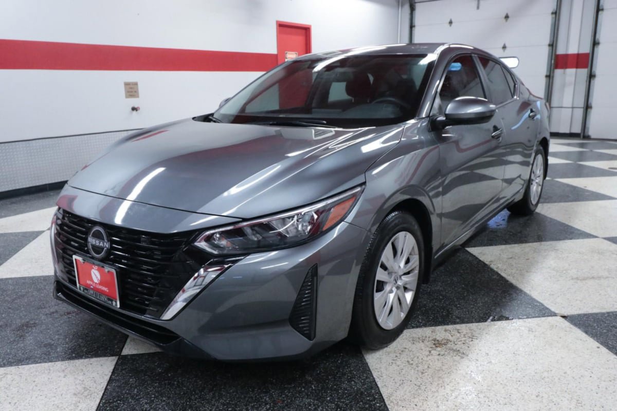 Used 2025 Nissan Sentra S FWD image 5