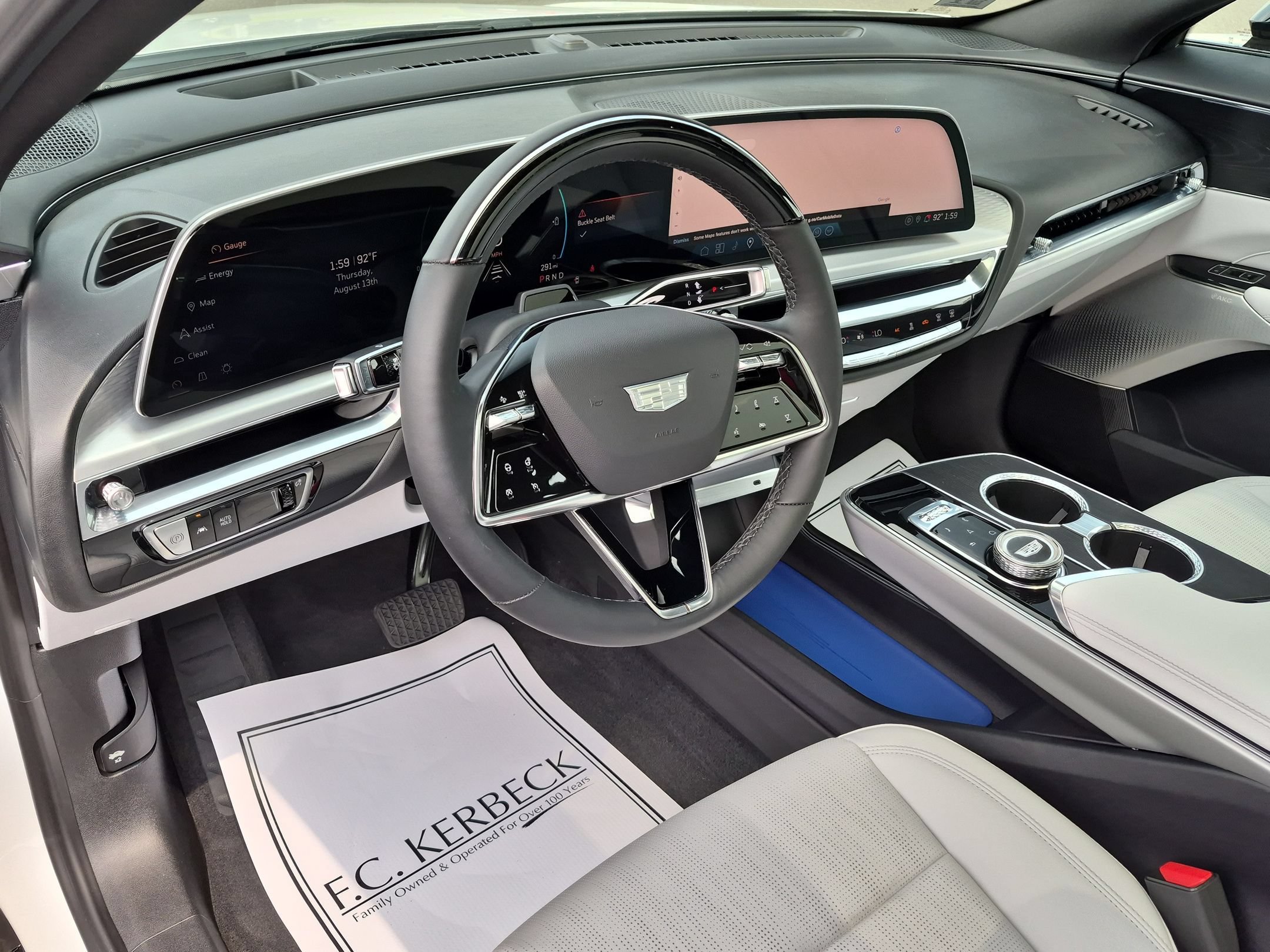 Certified 2024 Cadillac Lyriq Luxury AWD/4WD image 9