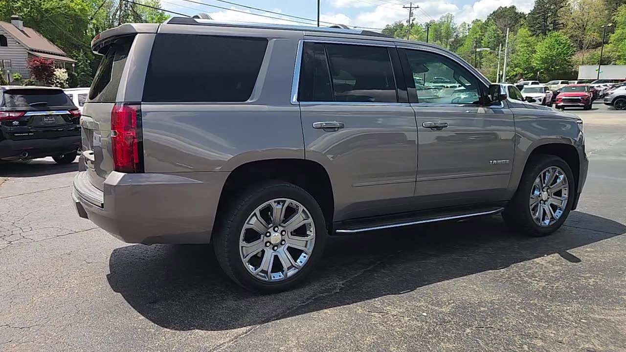 Used 2019 Chevrolet Tahoe Premier AWD/4WD image 7