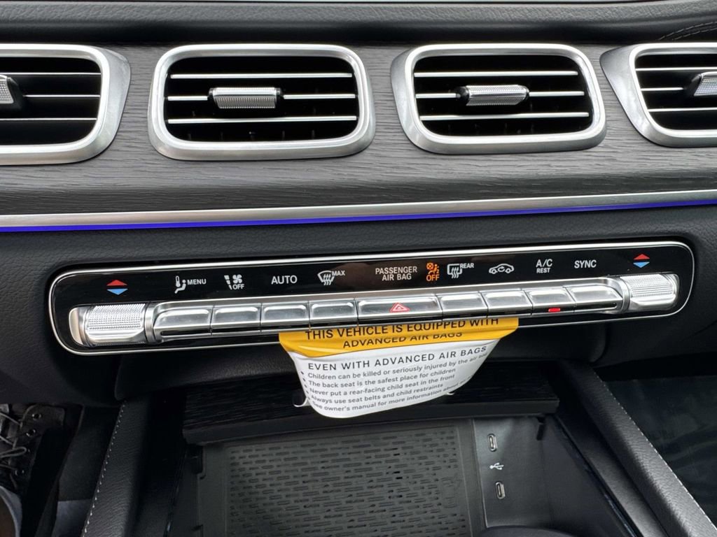 New 2026 Mercedes-Benz GLS 580 4MATIC image 24