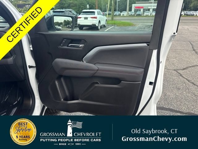Used 2026 Chevrolet Colorado Z71 w/ Technology Package AWD/4WD image 26