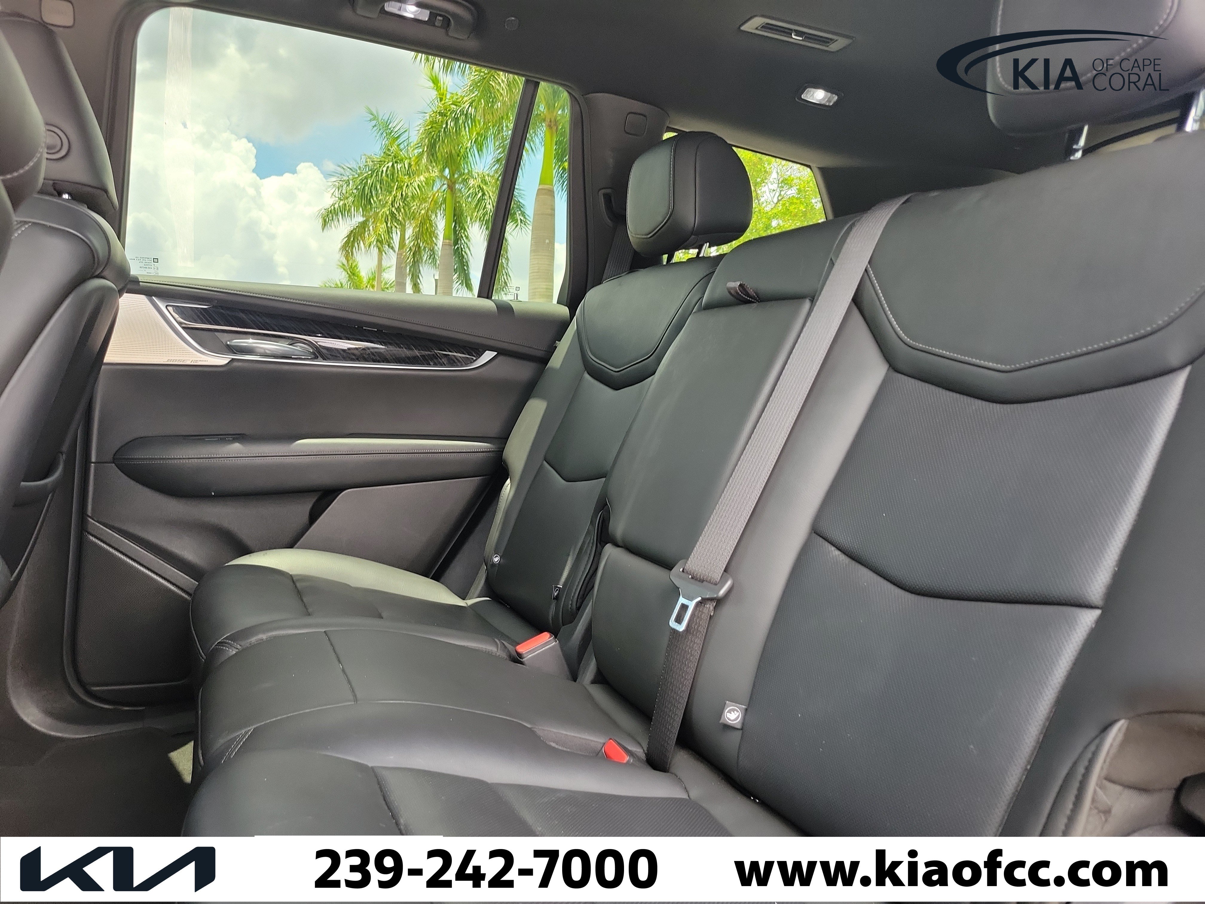 Used 2023 Cadillac XT6 Premium Luxury AWD/4WD image 16