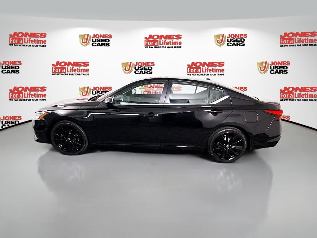 Used 2021 Nissan Altima 2.5 SR FWD image 12
