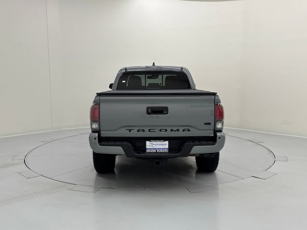 Used 2021 Toyota Tacoma TRD Off-Road w/ TRD Premium Off Road Package image 4