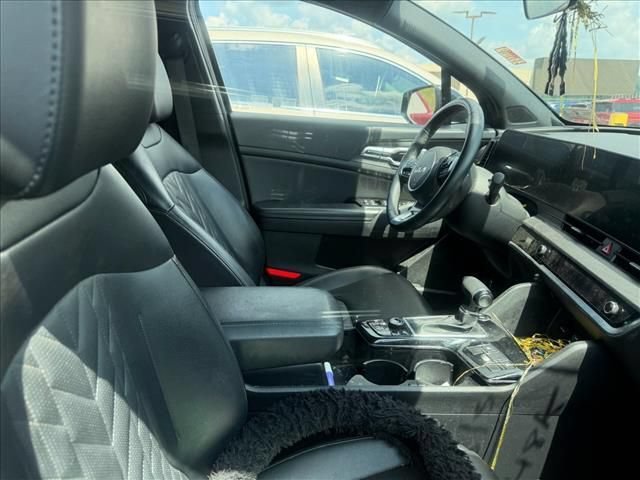Used 2024 Kia Sportage X-Line w/ X-Line Premium Package AWD/4WD image 11