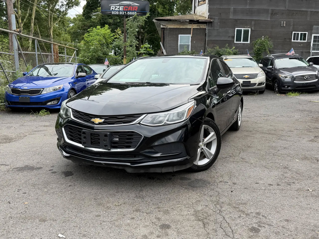 Used 2017 Chevrolet Cruze LS FWD image 4