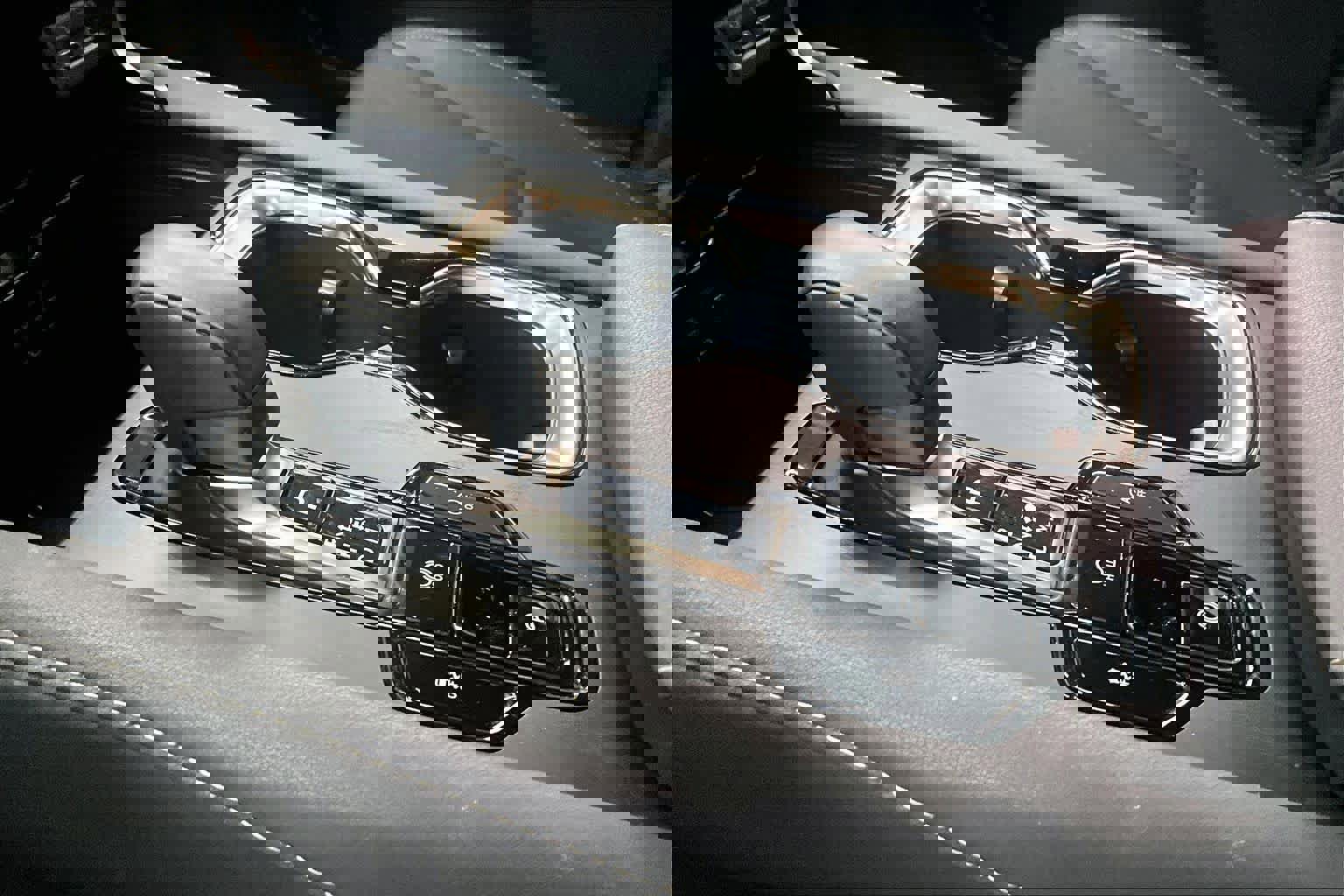 Used 2024 Lexus RX 350 Premium w/ Convenience Package image 16