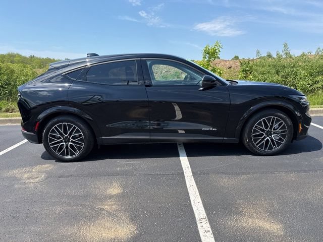 Used 2025 Ford Mustang Mach-E Premium AWD/4WD image 8