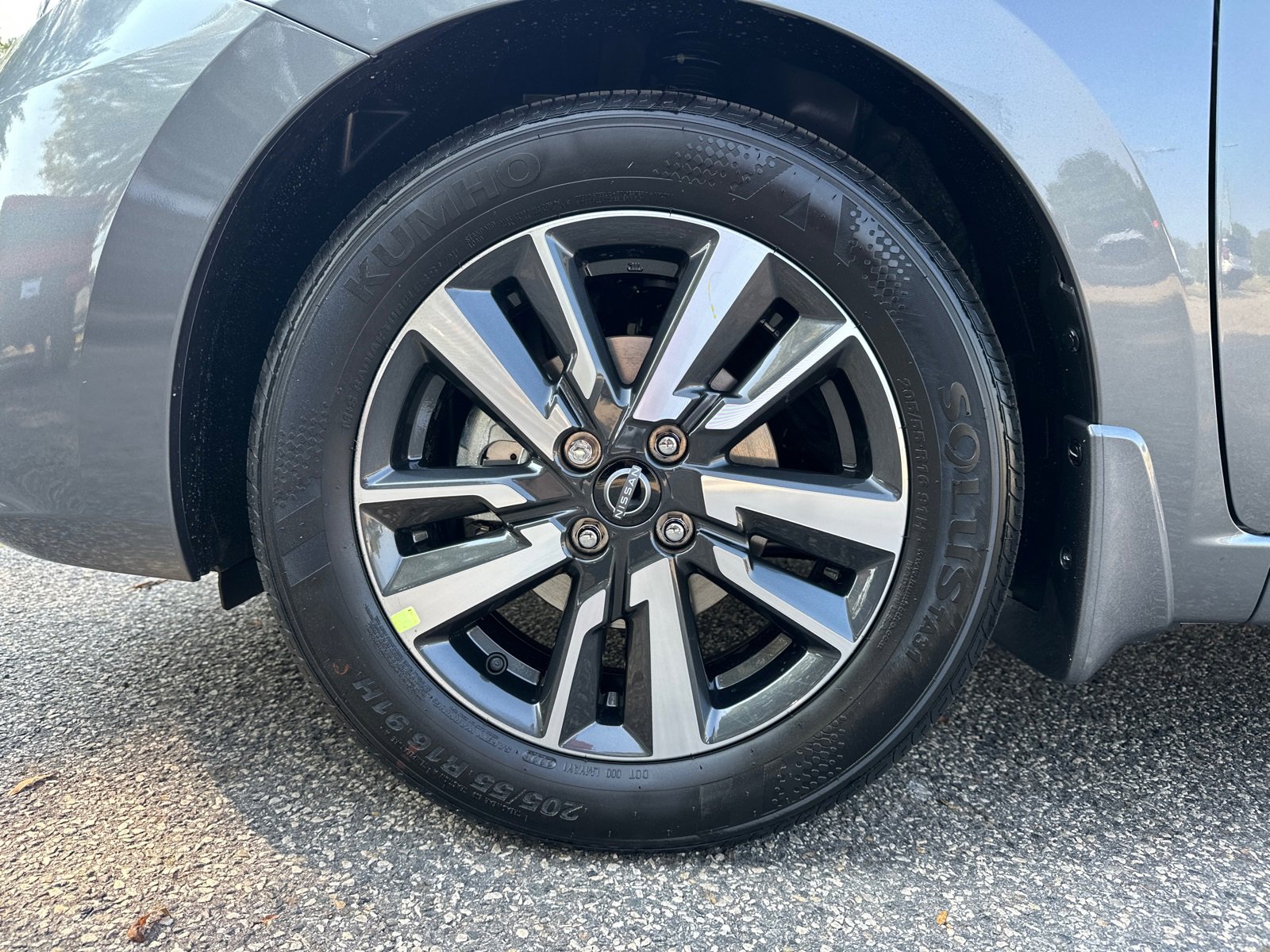 New 2025 Nissan Versa SV w/ Trunk Package image 11