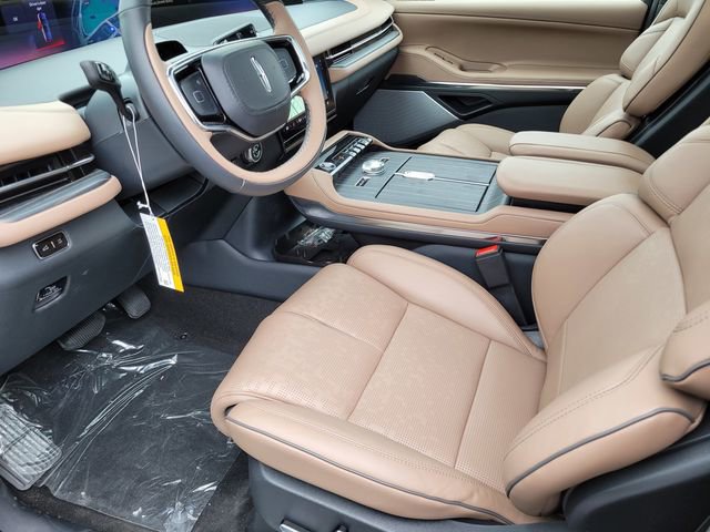 New 2026 Lincoln Navigator Black Label AWD/4WD image 11