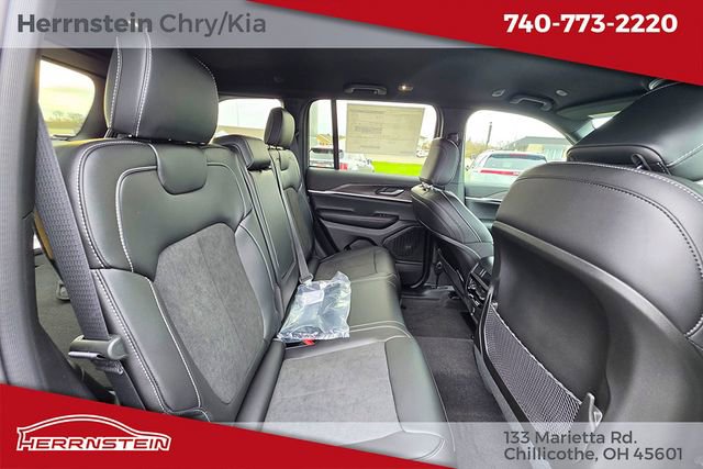 New 2026 Jeep Grand Cherokee Laredo image 27