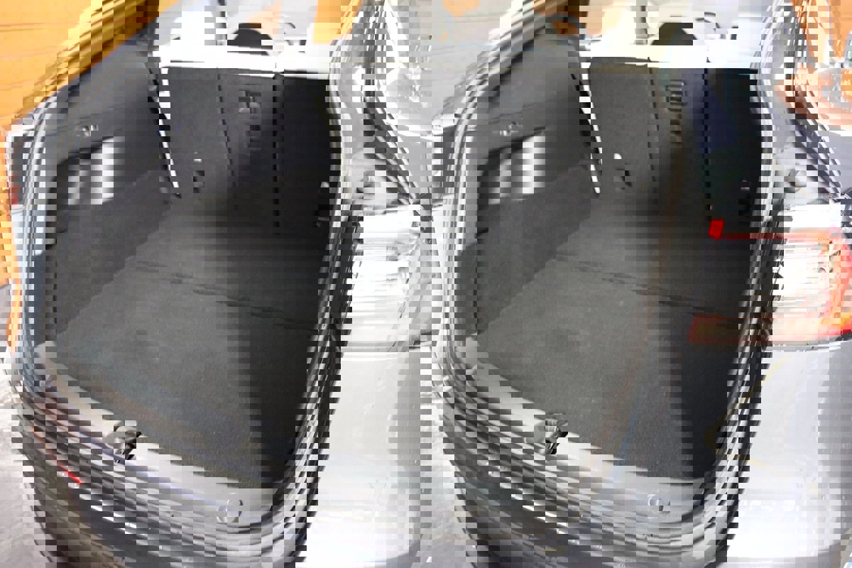 Used 2021 Tesla Model Y Long Range image 53