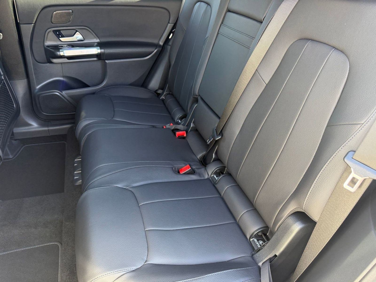 New 2026 Mercedes-Benz GLB 250 4MATIC image 24