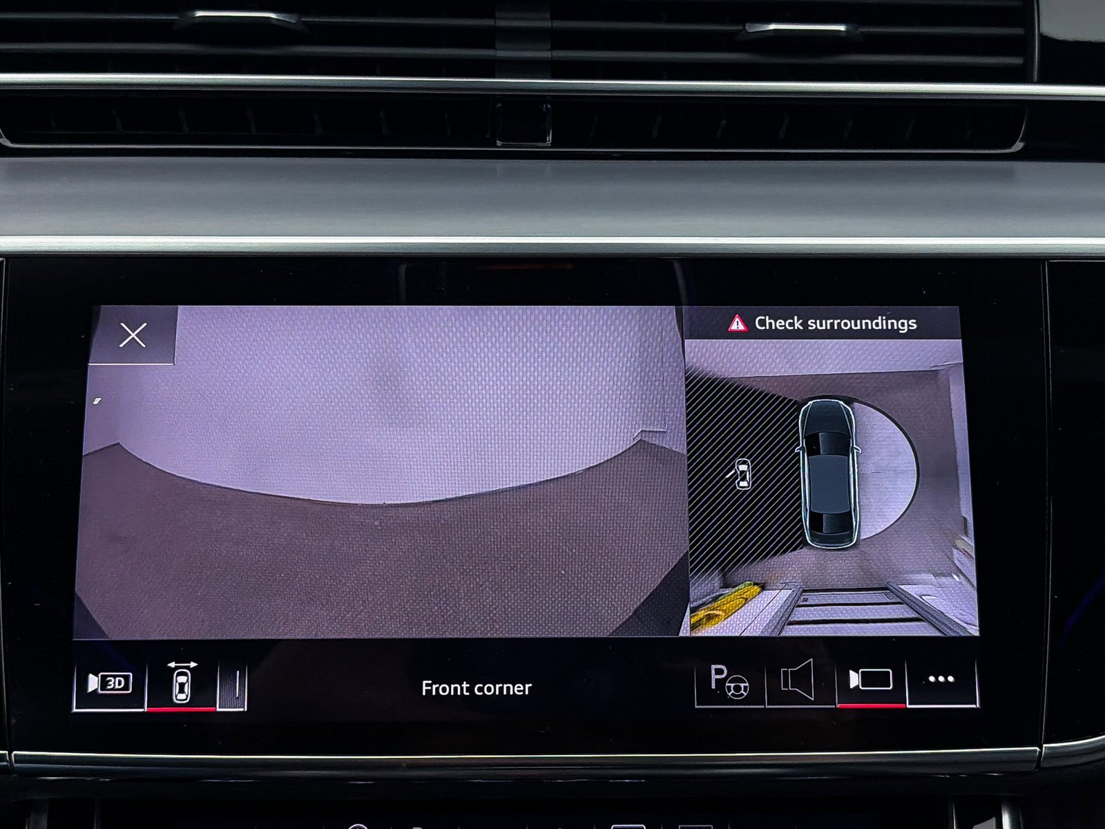 Used 2024 Audi S8 4.0T image 33