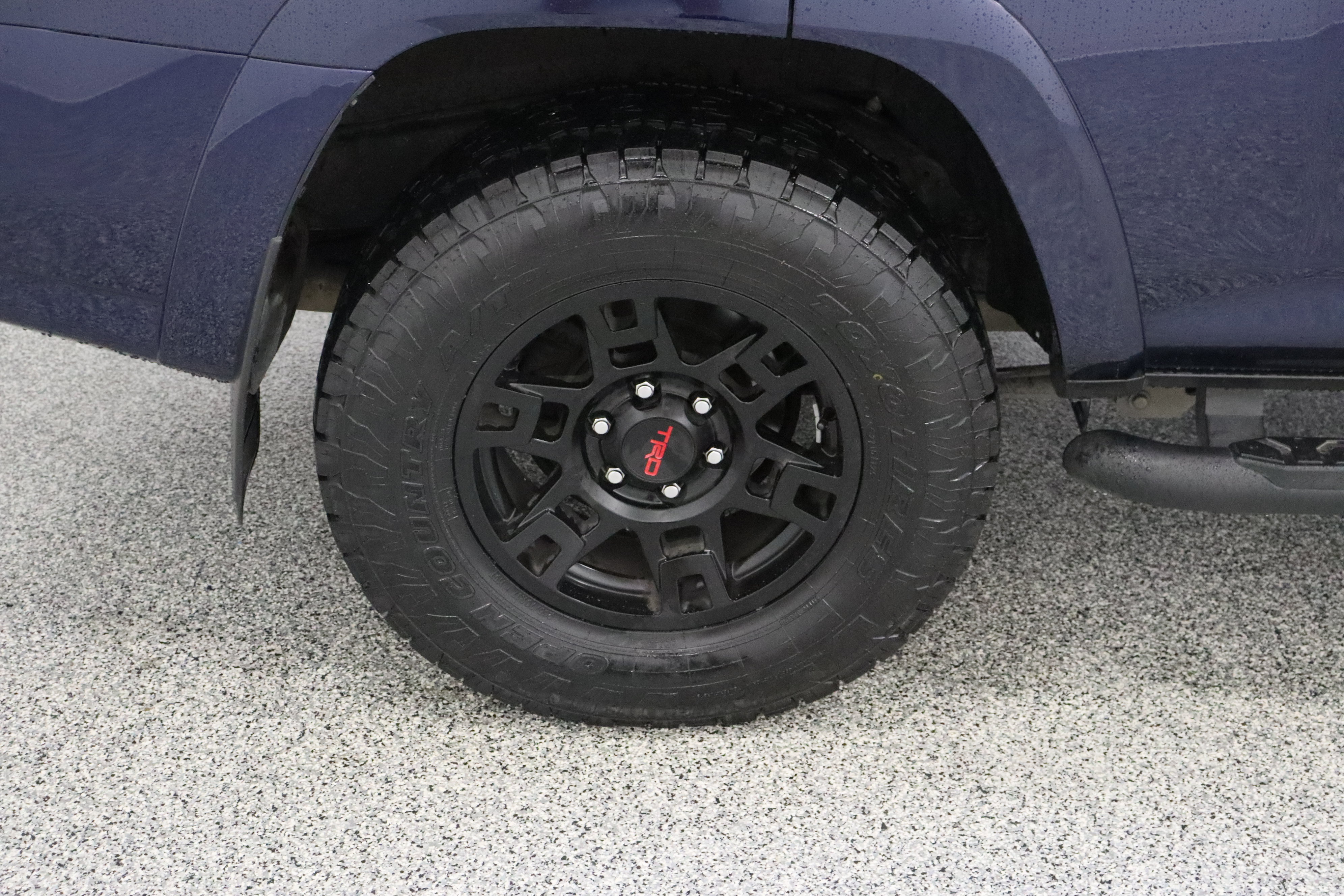 Used 2022 Toyota 4Runner SR5 Premium w/ Moonroof Package RWD image 6
