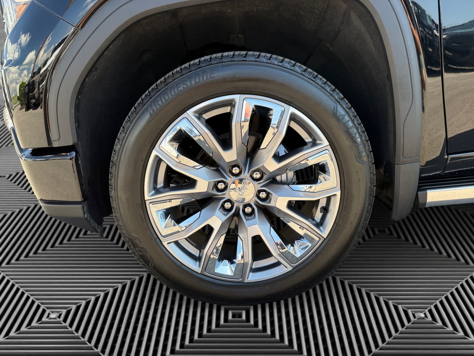 Used 2026 GMC Sierra 1500 Denali AWD/4WD image 9