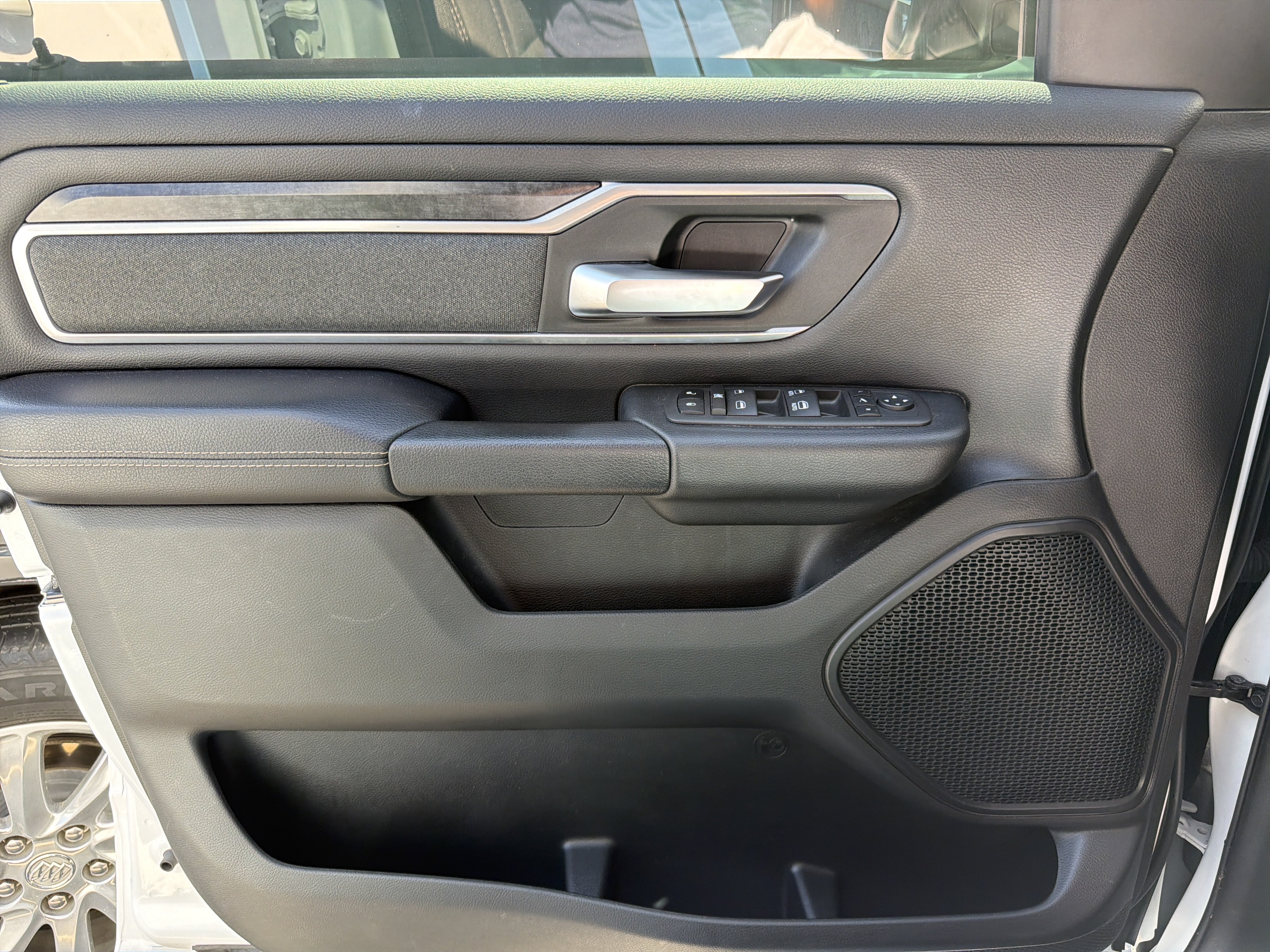Used 2022 RAM 1500 Big Horn AWD/4WD image 34