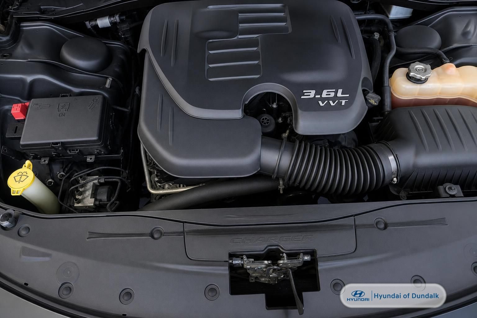Used 2019 Dodge Charger SXT RWD image 12