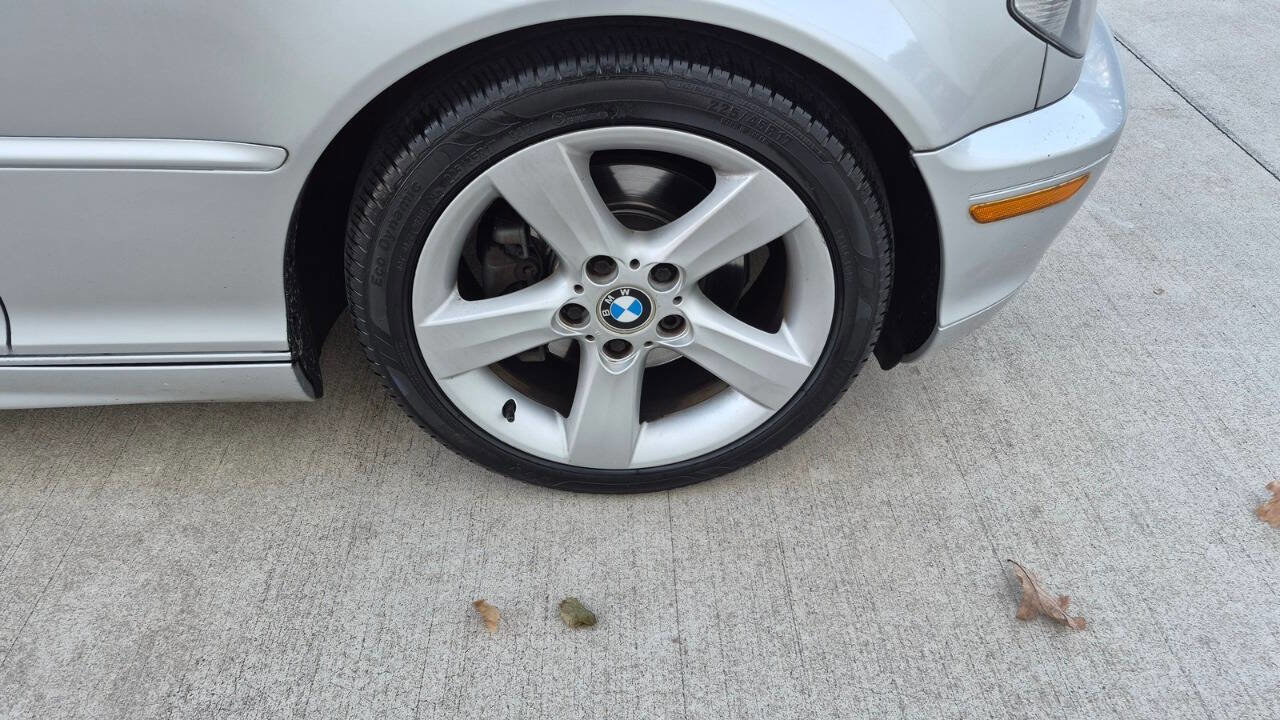 Used 2004 BMW 325Ci Coupe image 22