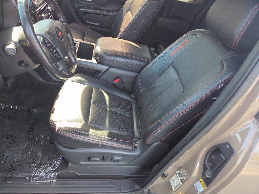 Used 2020 Nissan Titan PRO-4X w/ Pro-4x Convenience Package AWD/4WD image 32