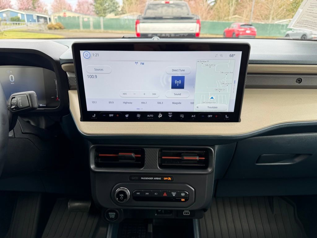 Used 2025 Ford Maverick Lariat w/ 4K Tow Package image 24