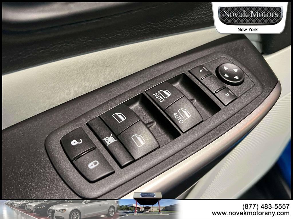 Used 2022 Jeep Cherokee Limited w/ Elite Package image 19