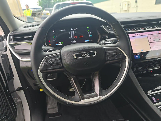 Used 2022 Jeep Grand Cherokee Limited 4xe AWD/4WD image 22