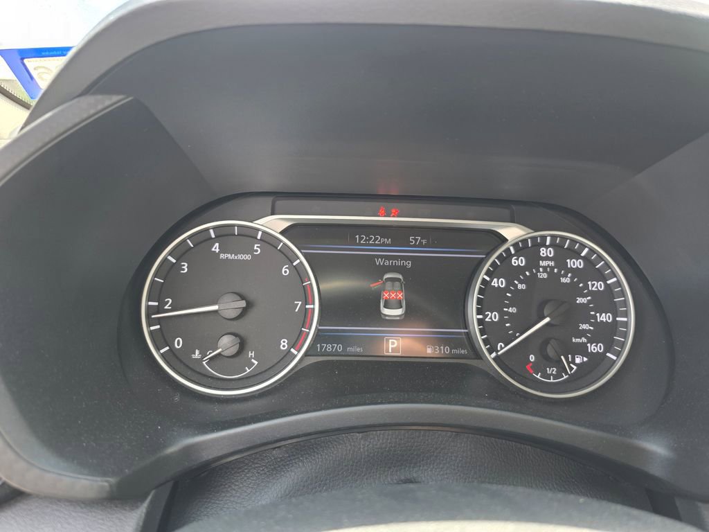 Used 2025 Nissan Sentra SR FWD image 26