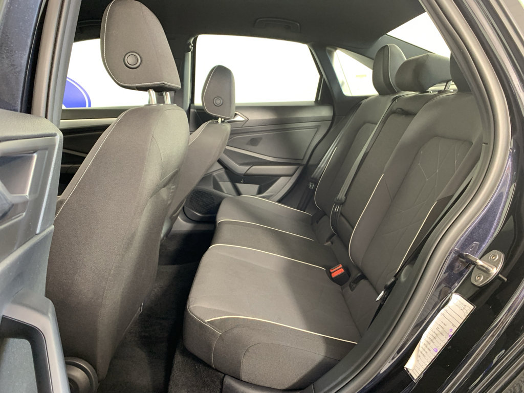 Used 2025 Volkswagen Jetta Sport FWD image 31