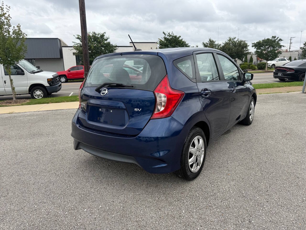 Used 2018 Nissan Versa Note SV FWD image 8