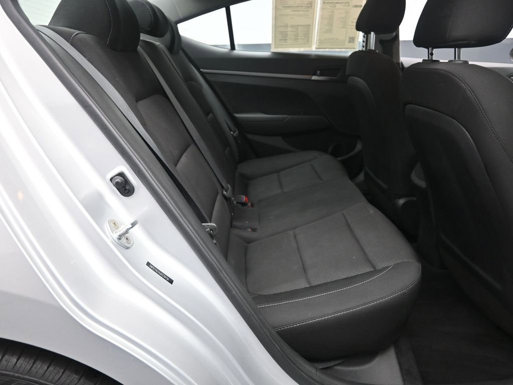 Used 2018 Hyundai Elantra SE w/ Cargo Package image 22