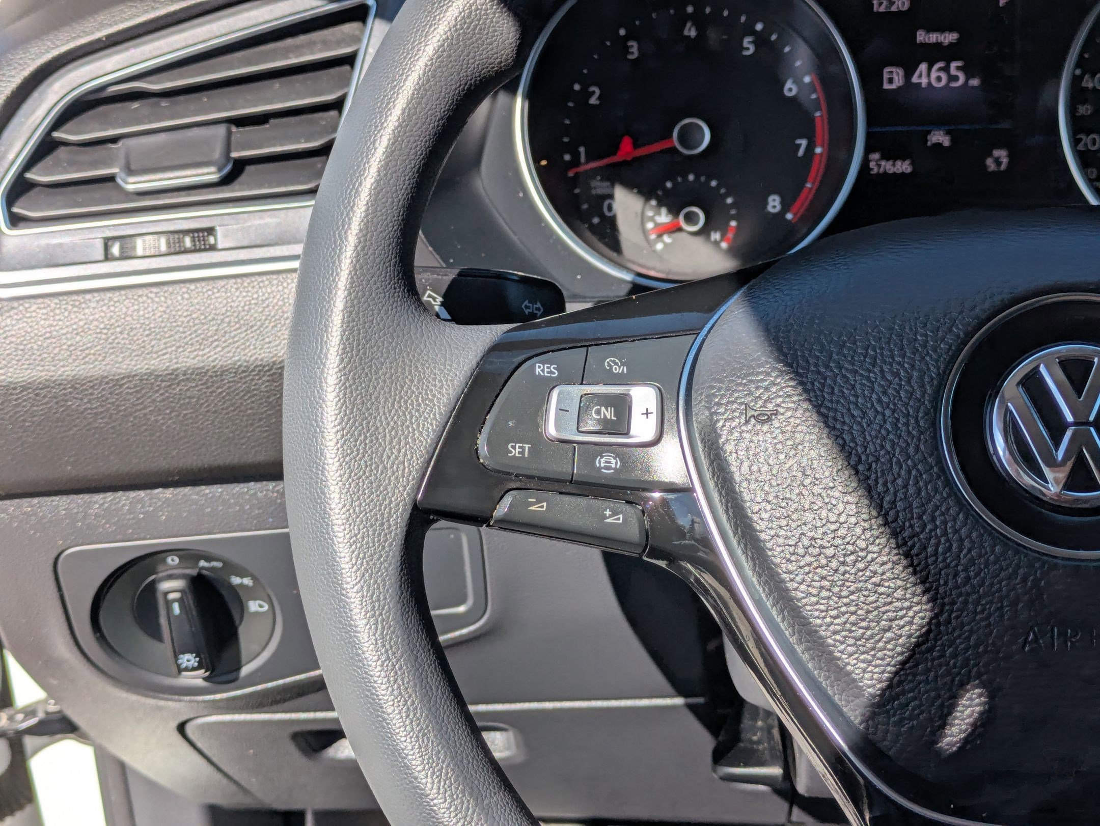 Used 2021 Volkswagen Tiguan S image 19