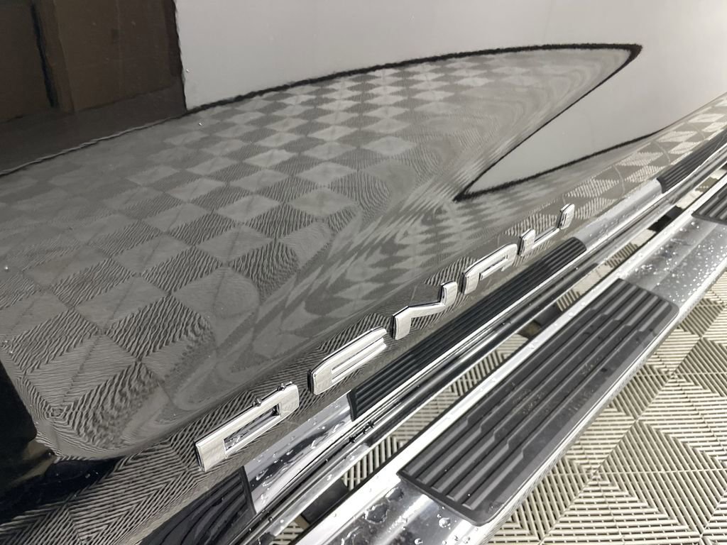 Used 2025 GMC Sierra 1500 Denali w/ Technology Package image 32