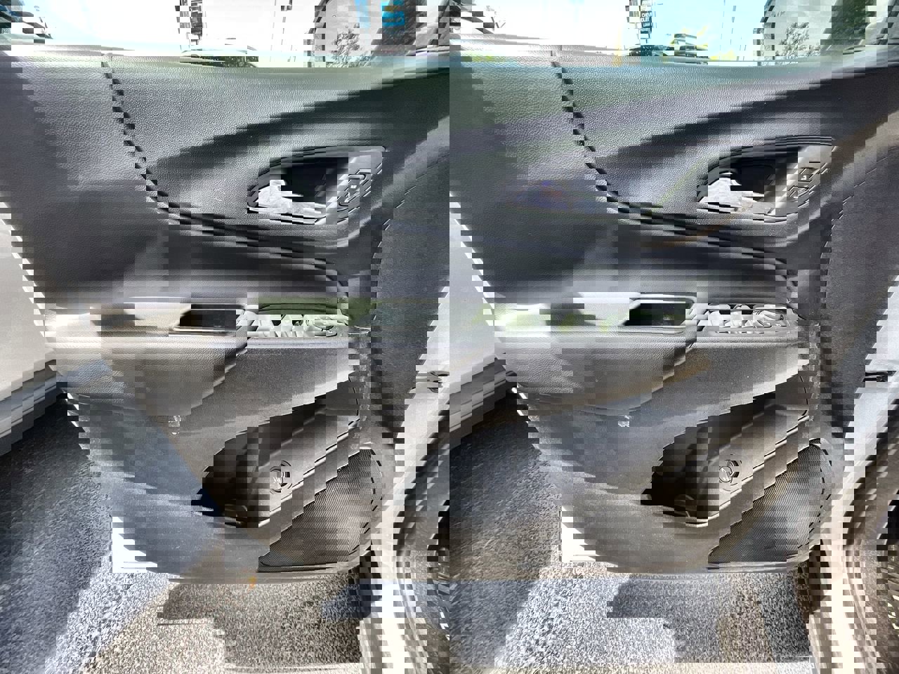 Used 2024 Chevrolet Equinox LT image 23