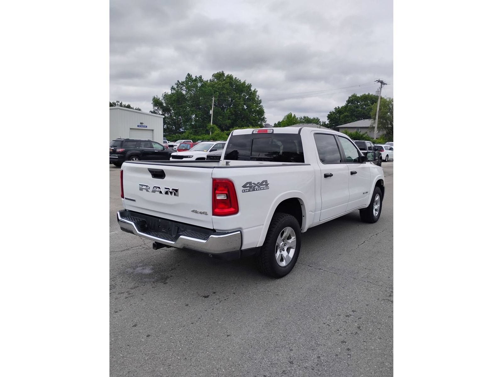 Used 2025 RAM 1500 Big Horn AWD/4WD image 19