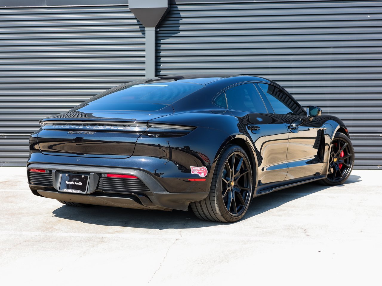 Used 2024 Porsche Taycan GTS image 7