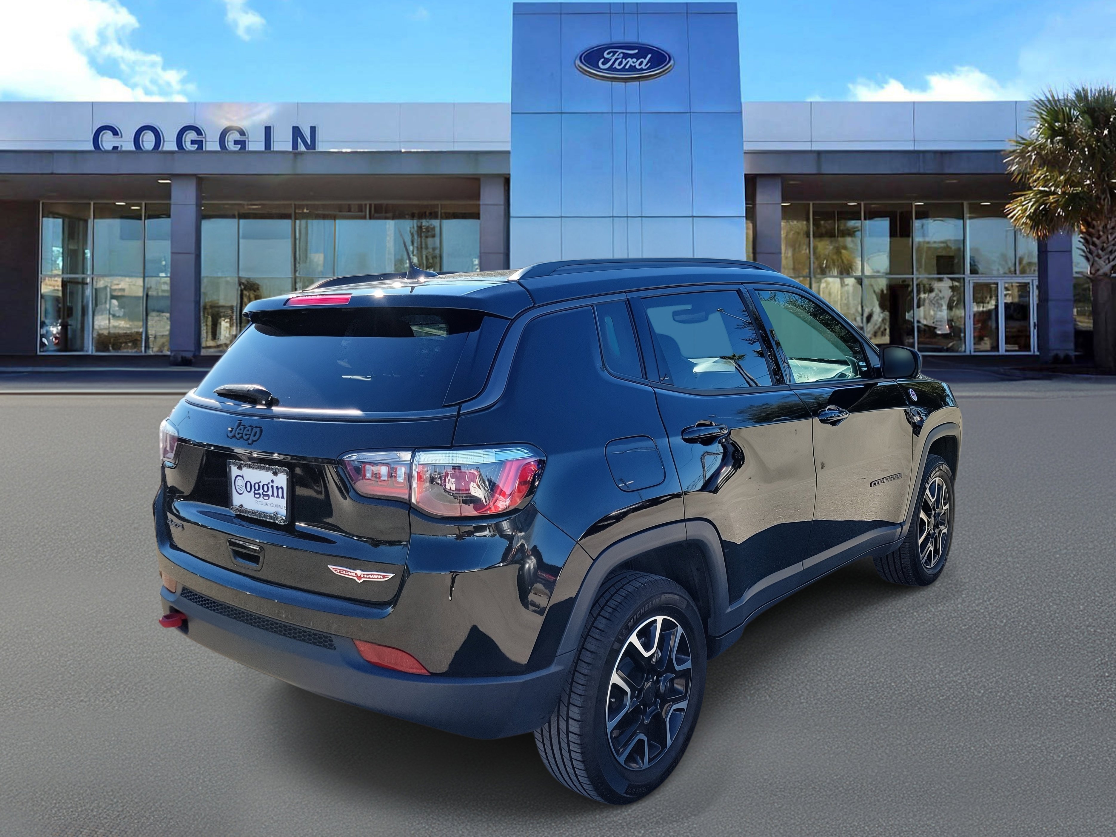 Used 2020 Jeep Compass Trailhawk w/ Leather Interior Group image 3