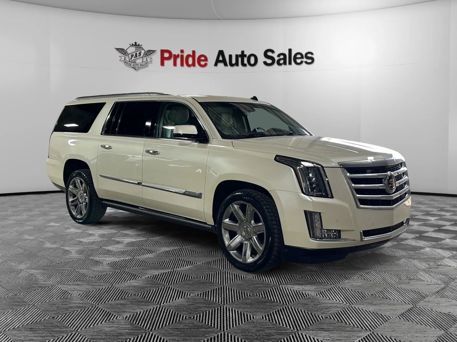 Used 2015 Cadillac Escalade ESV Premium AWD/4WD image 3