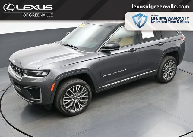 Used 2026 Jeep Grand Cherokee Summit AWD/4WD image 47