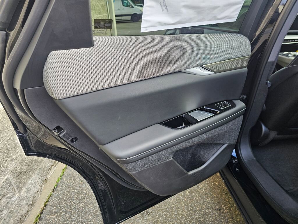 New 2026 Cadillac Optiq Luxury 2 image 19