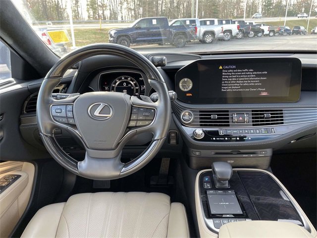 Used 2022 Lexus LS 500 image 15