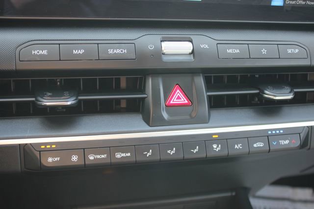 Used 2025 Kia K4 LXS image 9
